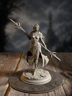 Ninera Glynvari, Blade of the Crescent Moon, wielding a crescent blade with clerical regalia, front view.