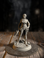 Lieutenant Gwendolen Proud - Senior Justiciar miniature, front view