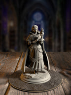 Lune de la Rue - Student of the Magical Arts miniature, front view