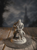 360-degree turntable of Korgrin Bloodstone, Fledgling Haemomancer, showcasing full sculpt detail from every angle.
